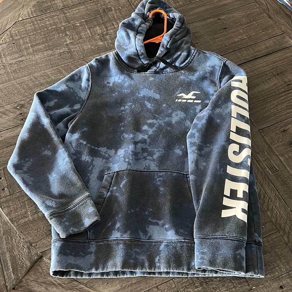 Hollister mens M tie dye style sweatshirt